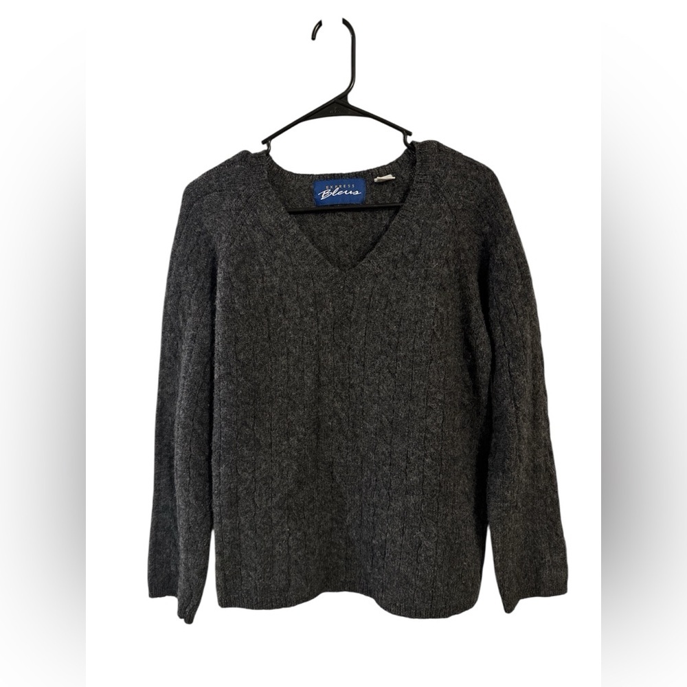 Express Bleus Vintage Wool Cable knit Sweater -Cozy Classic
